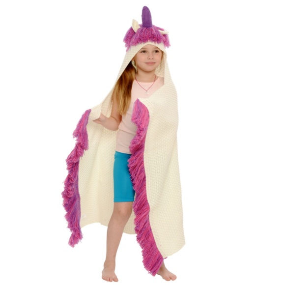 Kids Hooded Unicorn Blanket - Purple Horn - Picture 4 of 6